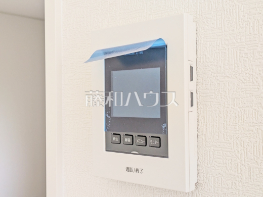 防犯に役立つTVモニター付インターフォン　【国分寺市西町５丁目】　訪問者がわかるTVモニター付インターホンは、お子様のお留守番にも活躍するかも？！