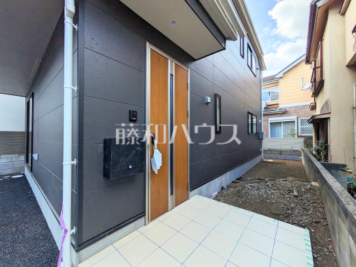 玄関　【国分寺市西町５丁目】