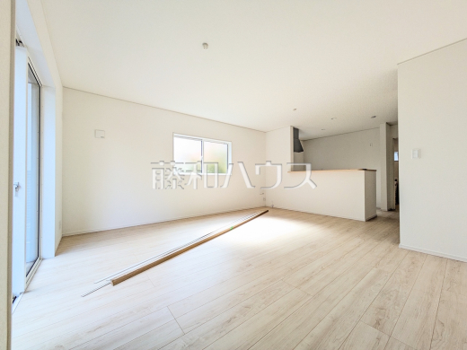 リビング　【国分寺市西町５丁目】