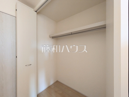 収納　【小平市学園東町１丁目】