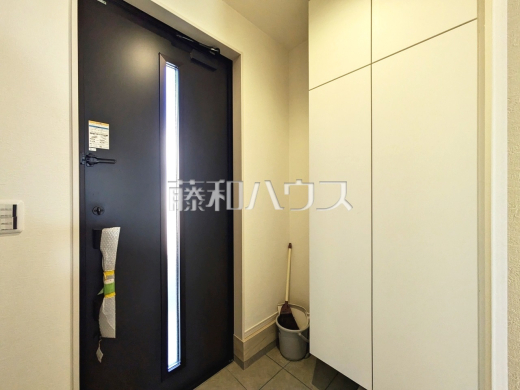 2号棟　玄関　【国分寺市高木町１丁目】