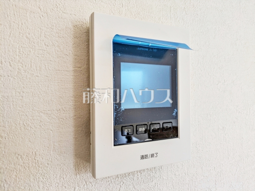 4号棟　TVモニター付インターホン　【国分寺市高木町１丁目】　防犯に役立つTVモニター付インターフォン