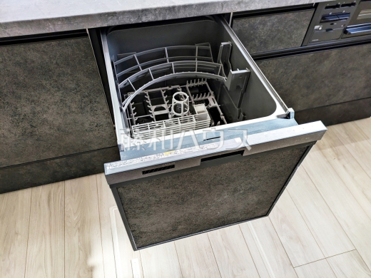 4号棟　食器洗浄乾燥機　【国分寺市高木町１丁目】　 後片付けの手間を削減し、趣味の時間や家族との時間を増やせる食器洗い乾燥機を標準装備 