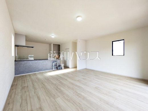 4号棟　リビング　【国分寺市高木町１丁目】