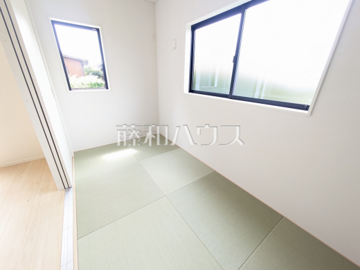 1号棟　洋風和室　【春日井市如意申町２丁目】