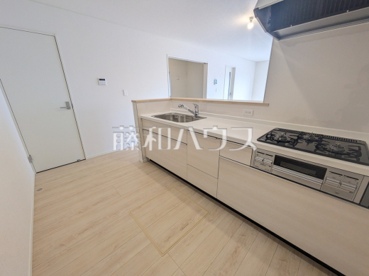 4号棟　キッチン　【春日井市如意申町２丁目】