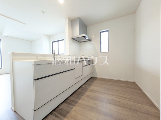 キッチン　【練馬区中村南１丁目】