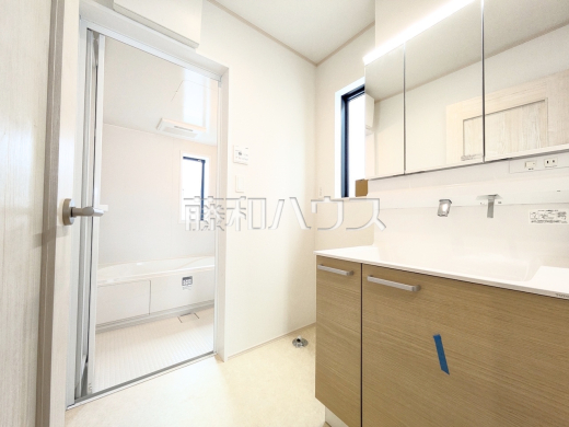 洗面室　【練馬区中村南１丁目】