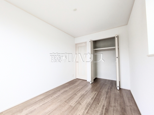 居室　【練馬区中村南１丁目】