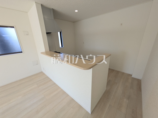 7号棟　キッチン　【府中市清水が丘３丁目】