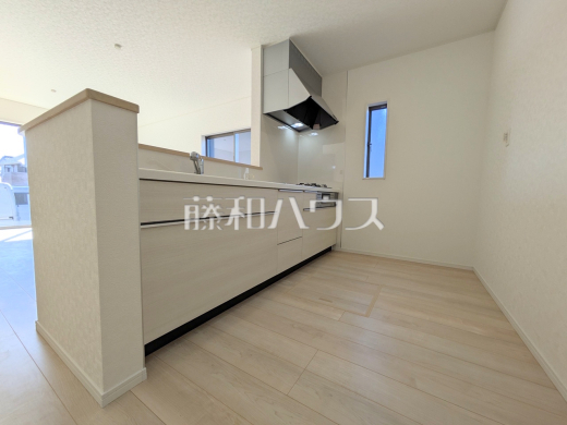 7号棟　キッチン　【府中市清水が丘３丁目】