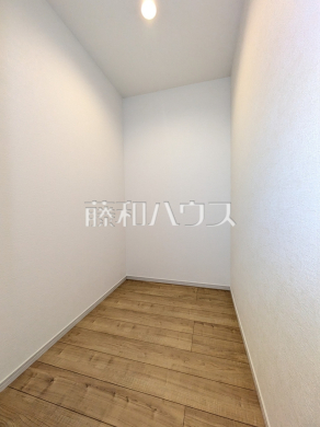 ウォークインクローゼット　【国立市中３丁目】