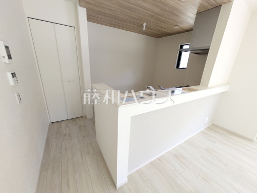 ≪1号棟　キッチン≫　【府中市小柳町２丁目】