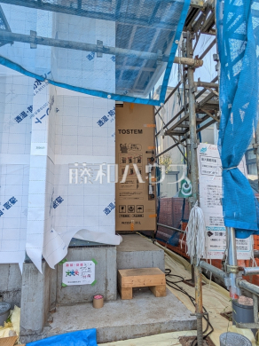2号棟　玄関　【練馬区土支田３丁目】