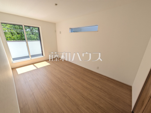 居室　【春日井市柏原町５丁目】