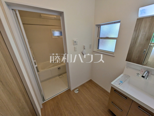 洗面室　【春日井市柏原町５丁目】