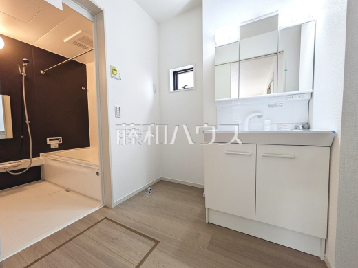 1号棟　洗面室　【日野市大字日野】