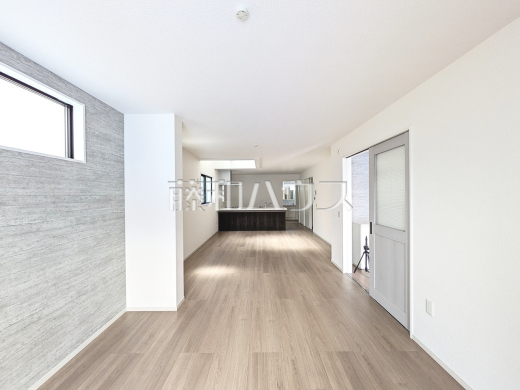 1号棟　リビング　【日野市大字日野】