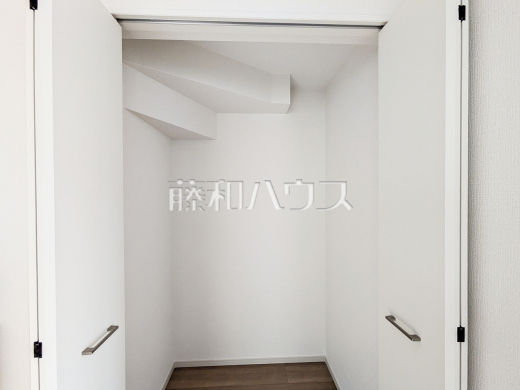 1号棟　収納　【日野市大字日野】