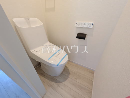 トイレ　【府中市本宿町３丁目】