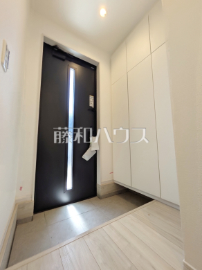 玄関ホール　【府中市本宿町３丁目】
