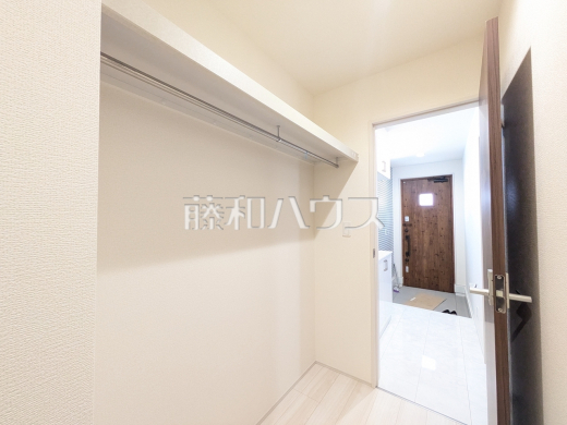 6号棟　ファミリークローク　【東村山市久米川町２丁目】