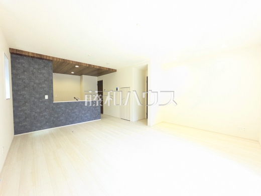 6号棟　リビング　【東村山市久米川町２丁目】