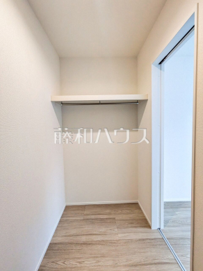 E号棟　収納　【八王子市弐分方町】