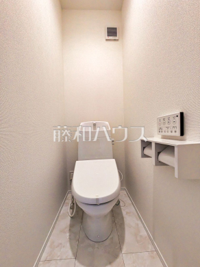 E号棟　トイレ　【八王子市弐分方町】