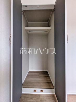 E号棟　収納　【八王子市弐分方町】