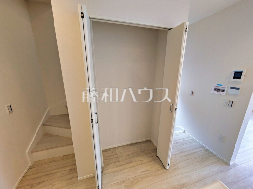 収納　【西東京市ひばりが丘北４丁目】