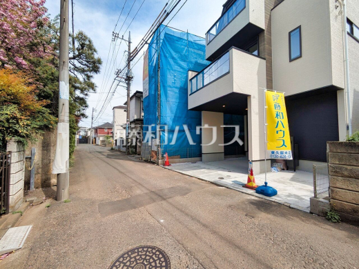 接道状況および現場風景　【西東京市ひばりが丘北４丁目】 平日のご案内も可能です。まずはお気軽にお問合せ下さいませ。 