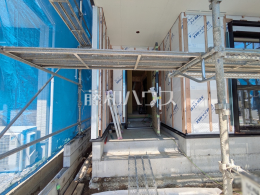 1号棟　玄関　【日野市落川】