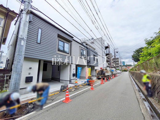 接道状況および現場風景　【日野市大字日野】