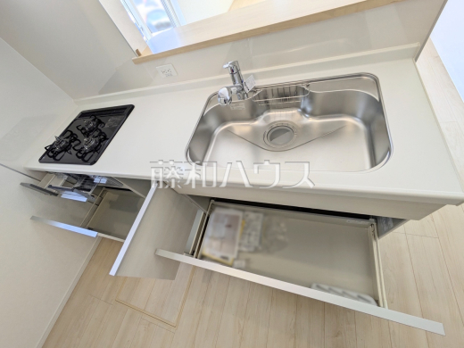 1号棟　キッチン収納　【府中市小柳町１丁目】