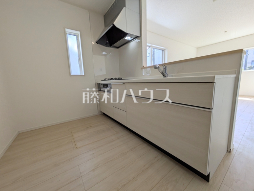 1号棟　キッチン　【府中市小柳町１丁目】