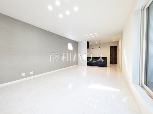 リビング　【杉並区西荻北１丁目】