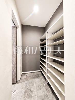 シューズインクローゼット　【杉並区西荻北１丁目】