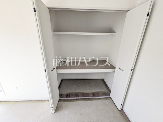 1号棟　収納(施工中)　【福岡市南区老司５丁目】