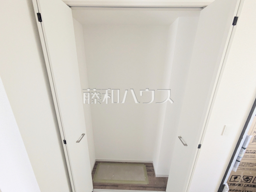 1号棟　収納(施工中)　【福岡市南区老司５丁目】