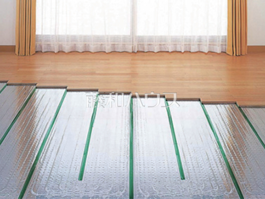 【高効率給湯器（eco ジョーズ）+ ガス温水式床暖房】
　