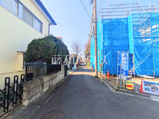 接道状況および現場風景　【世田谷区上祖師谷２丁目】