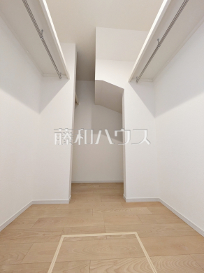 2号棟　収納　【世田谷区上祖師谷２丁目】
