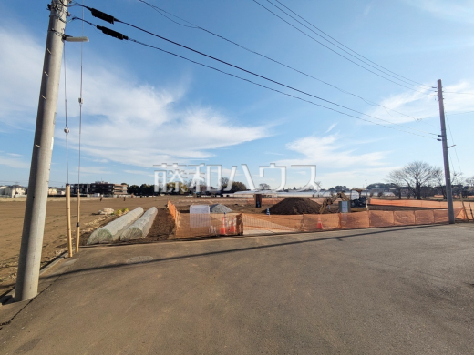 接道状況および現場風景　【清瀬市下清戸４丁目】