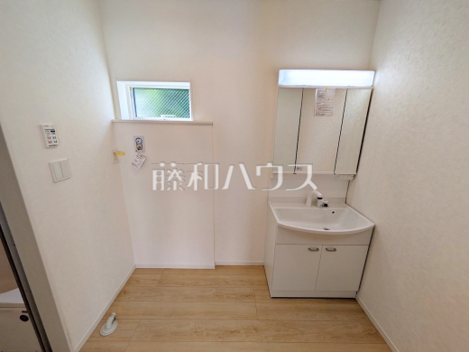洗面室　【調布市飛田給３丁目】