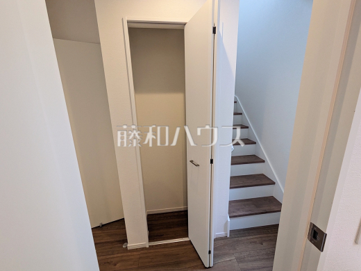 2号棟　収納　【練馬区東大泉６丁目】