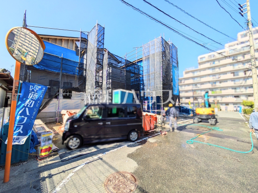 見学はしたいけど、なかなか時間が取れない…そんな方に出勤前や仕事終わりにマイホームを見学できるサポートをいたします。　現場風景　【春日市須玖南５丁目】