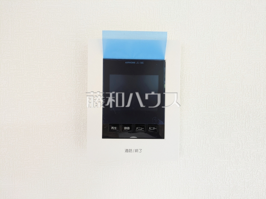3号棟 TVモニター付きインターホン 【調布市富士見町3丁目】 訪問者がわかるTVモニター付インターホンは、お子様のお留守番にも活躍するかも?!