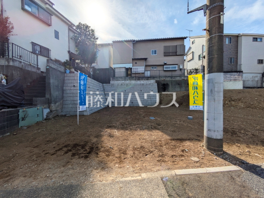 現地写真　【日野市三沢３丁目】
見学はしたいけど、なかなか時間が取れない…そんな方に出勤前や仕事終わりにマイホームを見学できるサポートをいたします。　