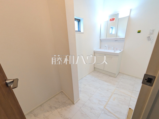 洗面室　【八王子市長沼町】